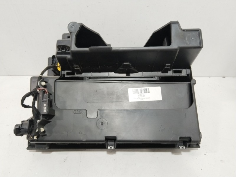 Recambio de guantera para seat leon sportstourer (kl8) style referencia OEM IAM 5F1857095  