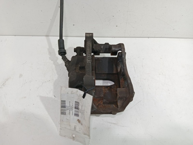 Recambio de pinza freno delantera izquierda para nissan primastar (x..) kasten l1h1 2.7t referencia OEM IAM 687092  