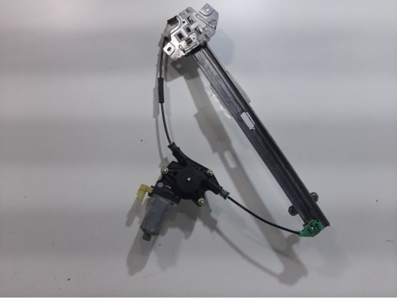 Recambio de elevalunas delantero izquierdo para kia rio 1.4 ex1 referencia OEM IAM 824031G010 2 PINES 