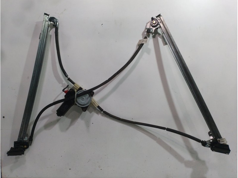 Recambio de elevalunas delantero derecho para chrysler voyager (gs) 2.5 td referencia OEM IAM   