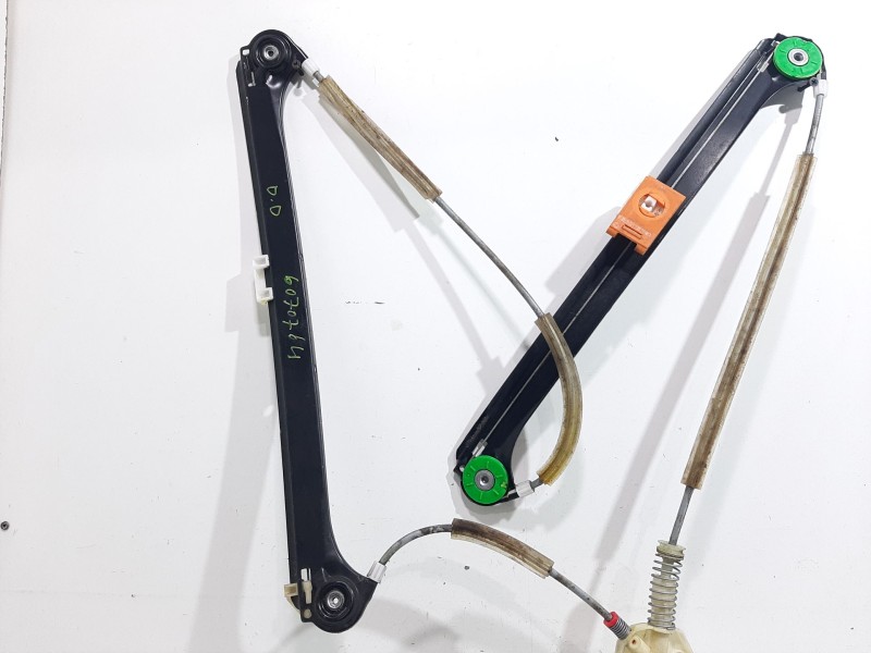 Recambio de elevalunas delantero derecho para ford mondeo berlina (ge) ambiente (06.2003) (d) referencia OEM IAM 8P0959802K  CON