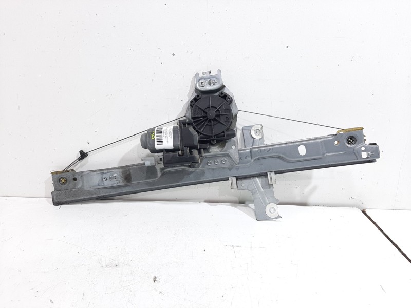 Recambio de elevalunas delantero derecho para peugeot 207 xs referencia OEM IAM 9681181880  