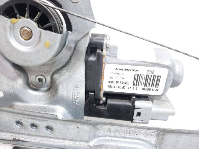 Recambio de elevalunas delantero derecho para peugeot 207 xs referencia OEM IAM 9681181880  