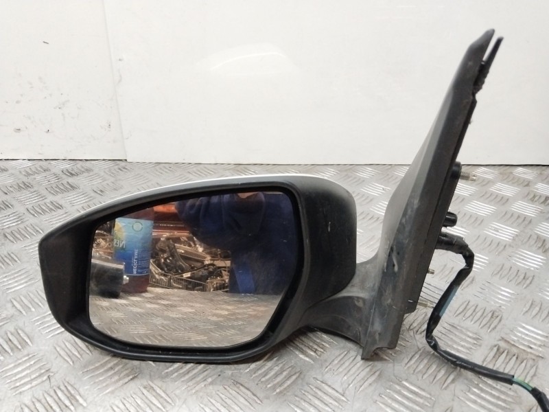 Recambio de retrovisor izquierdo para nissan pulsar (c13) acenta referencia OEM IAM 21996863E04  