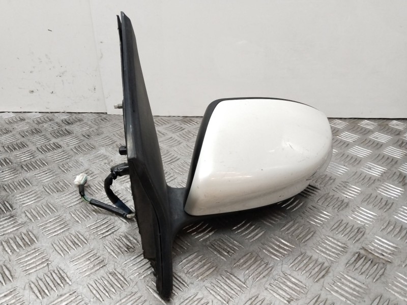 Recambio de retrovisor izquierdo para nissan pulsar (c13) acenta referencia OEM IAM 21996863E04  