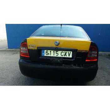 SKODA OCTAVIA BERLINA (1U2)