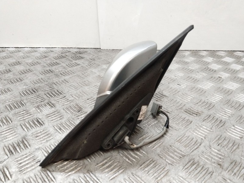 Recambio de retrovisor derecho para nissan primera berlina (p12) acenta referencia OEM IAM 96301AU472  