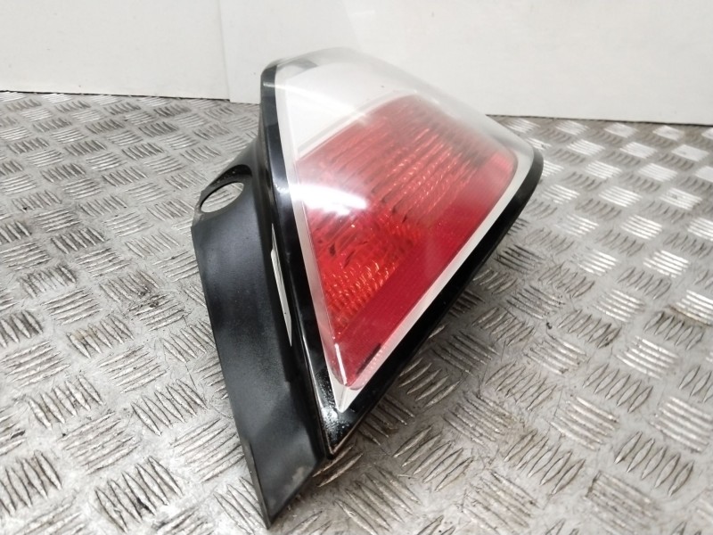 Recambio de piloto trasero derecho para opel astra h (a04) 1.4 (l48) referencia OEM IAM 24451837  