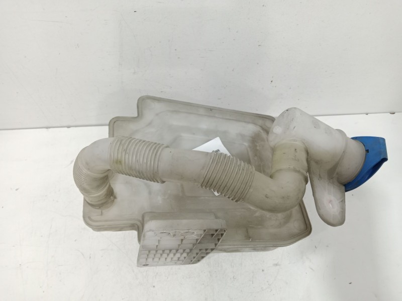 Recambio de deposito limpia para seat toledo (5p2) stylance / style referencia OEM IAM 1K0955453  