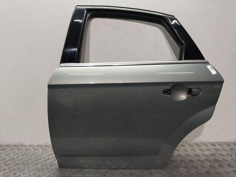 Recambio de puerta trasera izquierda para ford mondeo ber. (ca2) ghia referencia OEM IAM 1694252  
