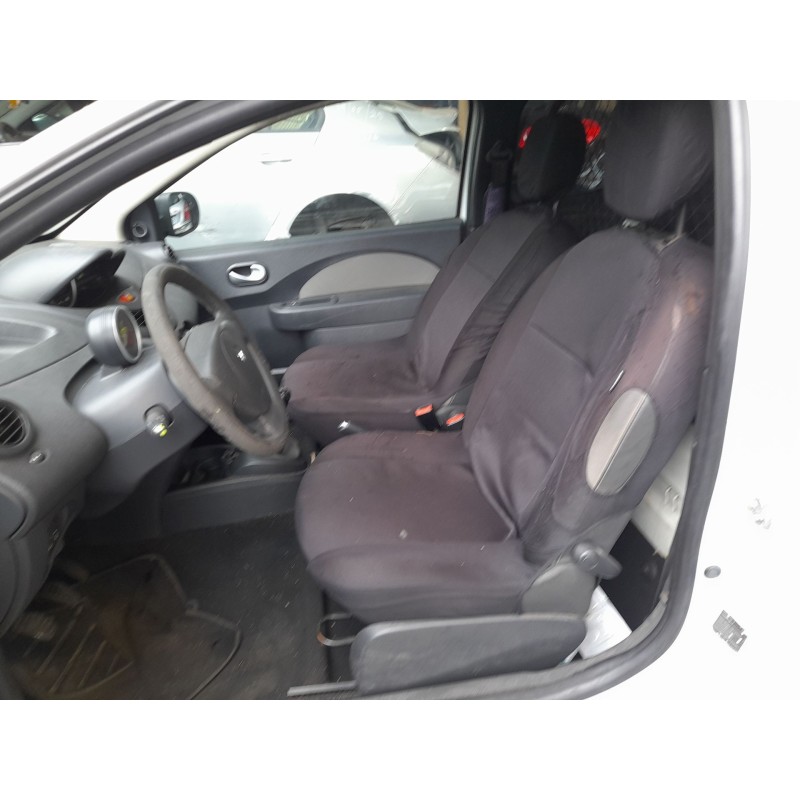 RENAULT TWINGO II (CN0_) - imagen 3