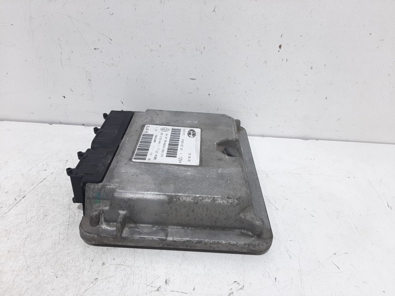 Recambio de centralita motor uce para fiat seicento (187) referencia OEM IAM 55187372  