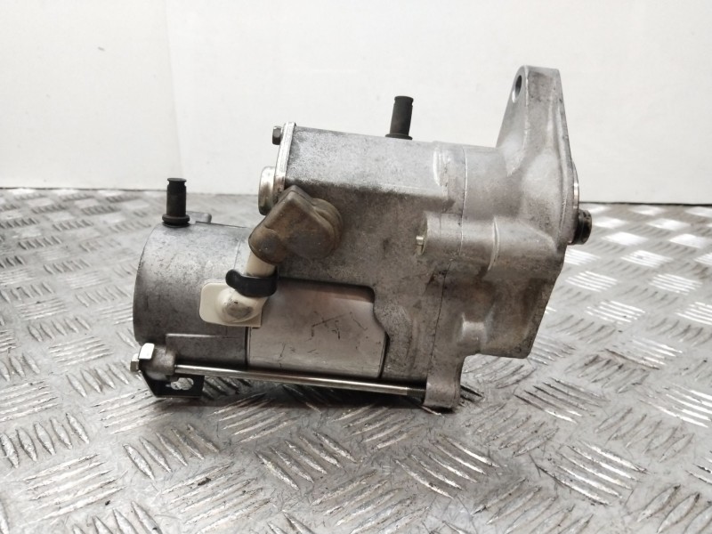 Recambio de motor arranque para toyota auris luna+ referencia OEM IAM 2810033080  