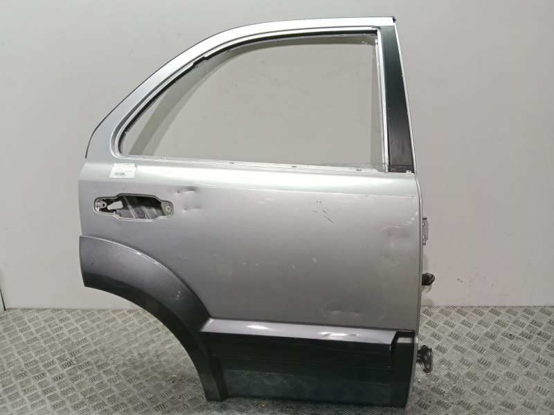 Recambio de puerta trasera derecha para kia sorento 2.5 crdi concept referencia OEM IAM 770043E100   Recambio de puerta trasera derecha para kia sorento 2.5 crdi concept referencia OEM IAM 770043E100