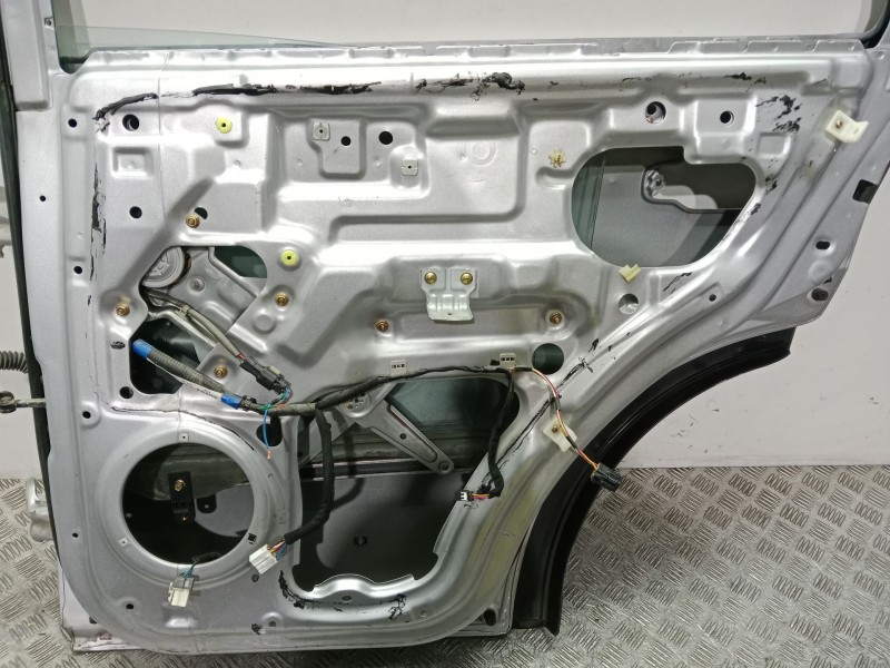 Recambio de puerta trasera derecha para kia sorento 2.5 crdi concept referencia OEM IAM 770043E100   Recambio de puerta trasera derecha para kia sorento 2.5 crdi concept referencia OEM IAM 770043E100