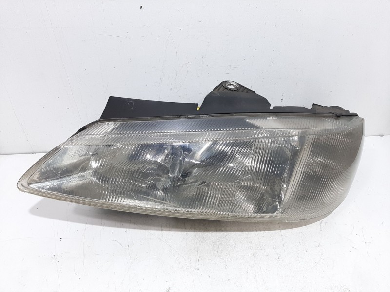 Recambio de faro izquierdo para peugeot 406 (8b) 2.0 16v referencia OEM IAM 9616251380  
