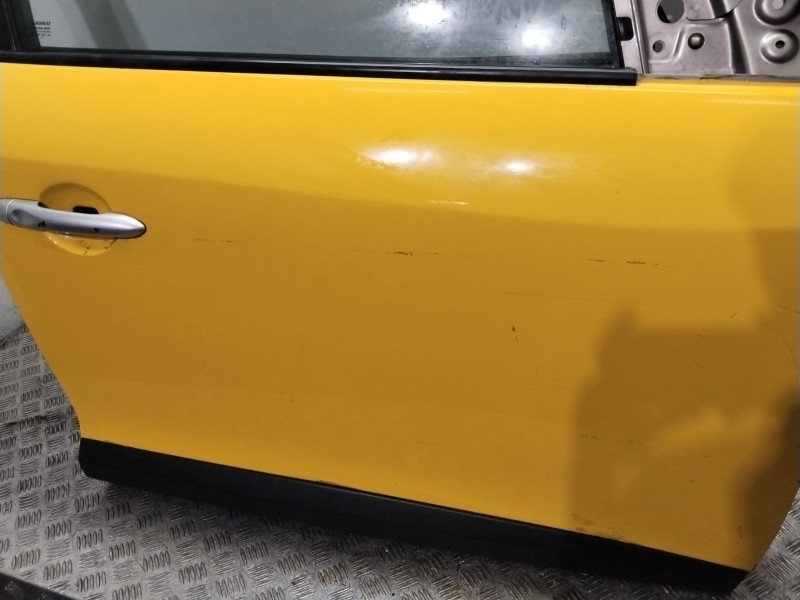 Recambio de puerta delantera derecha para renault megane iii berlina 5 p dynamique referencia OEM IAM 801009742R  