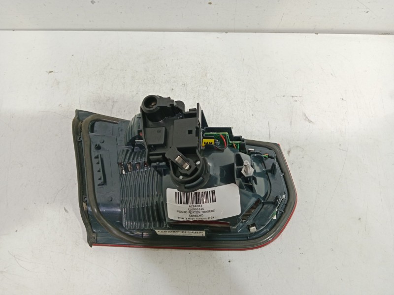Recambio de piloto porton trasero derecho para bmw 3 gran turismo (f34) 328 i xdrive referencia OEM IAM 725991610  