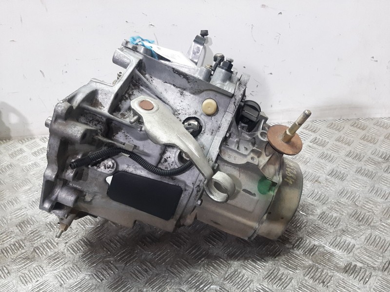 Recambio de caja cambios para citroën berlingo 1.9 d multivolumen referencia OEM IAM 20TA74  