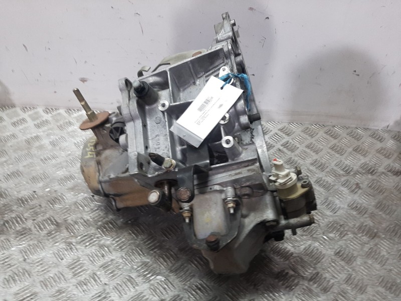 Recambio de caja cambios para citroën berlingo 1.9 d multivolumen referencia OEM IAM 20TA74  