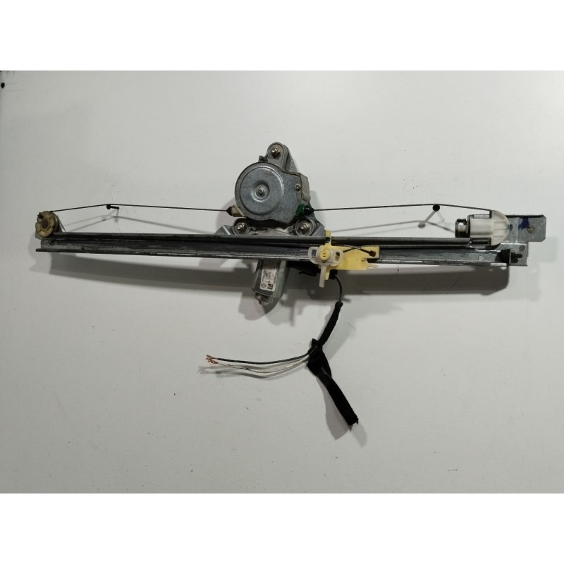 Recambio de elevalunas delantero derecho para nissan primastar (x83) caja cerrada batalla corta 2,7t referencia OEM IAM 91165705