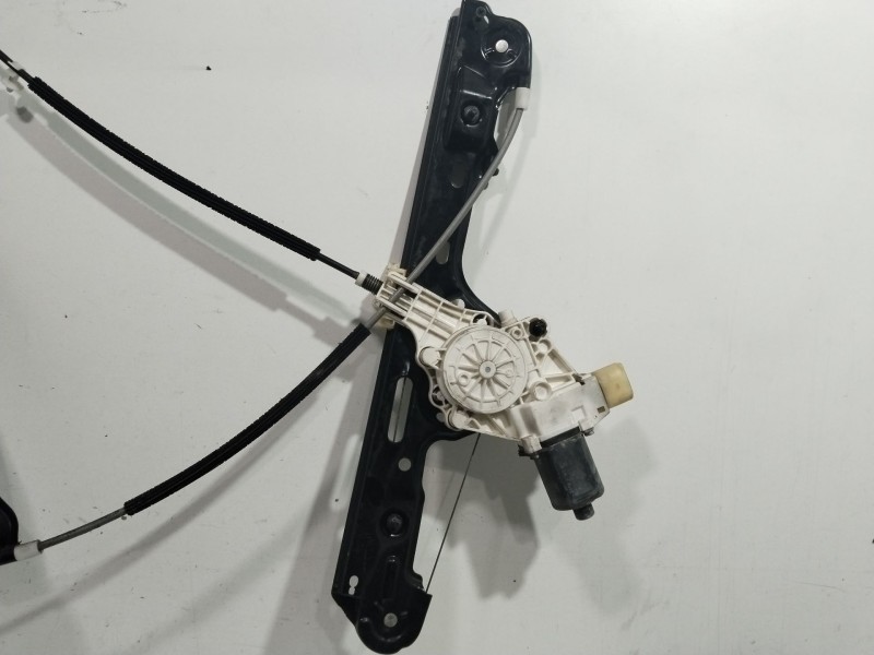 Recambio de elevalunas delantero izquierdo para bmw serie 1 berlina (e81/e87) 118d referencia OEM IAM 0130822226 7067795S 