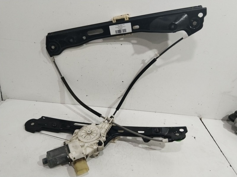 Recambio de elevalunas delantero izquierdo para bmw serie 1 berlina (e81/e87) 118d referencia OEM IAM 0130822226 7067795S 