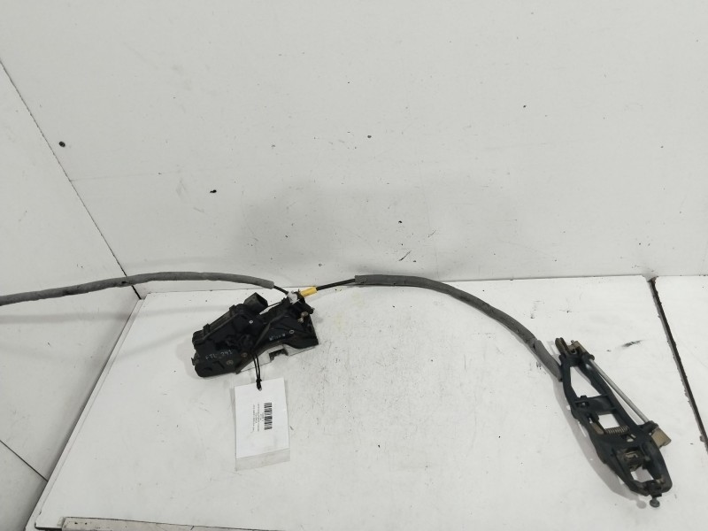 Recambio de cerradura puerta trasera izquierda para bmw serie 3 berlina (e46) 323i referencia OEM IAM FTL241  