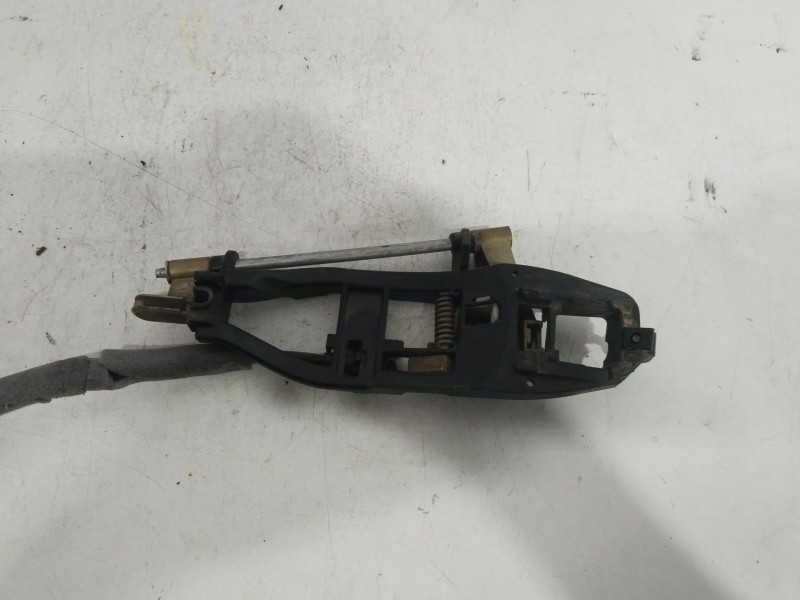 Recambio de cerradura puerta trasera izquierda para bmw serie 3 berlina (e46) 323i referencia OEM IAM FTL241  