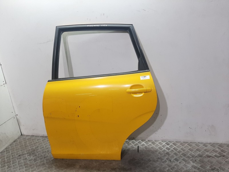 Recambio de puerta trasera izquierda para seat altea xl (5p5) reference ecomotive referencia OEM IAM 5P8833055  AMARILLO Recambio de puerta trasera izquierda para seat altea xl (5p5) reference ecomotive referencia OEM IAM 5P8833055  AMARILLO