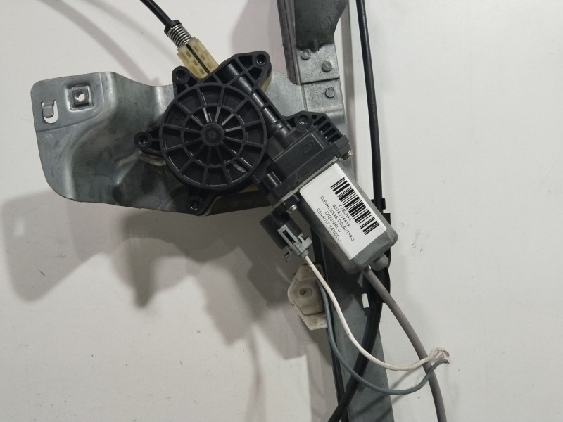 Recambio de elevalunas delantero izquierdo para renault kangoo expression referencia OEM IAM 807213441R  128001181B