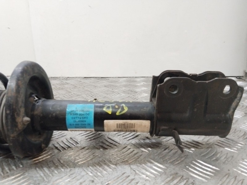 Recambio de amortiguador delantero derecho para smart forfour básico (70kw) referencia OEM IAM A4543201430  