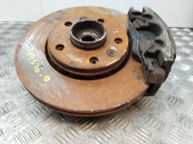 Recambio de mangueta delantera derecha para renault megane iii berlina 5 p dynamique referencia OEM IAM 400147163R  