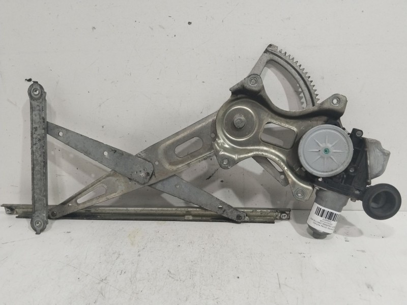 Recambio de elevalunas trasero derecho para toyota prius (nhw30) advance referencia OEM IAM 8571072020  