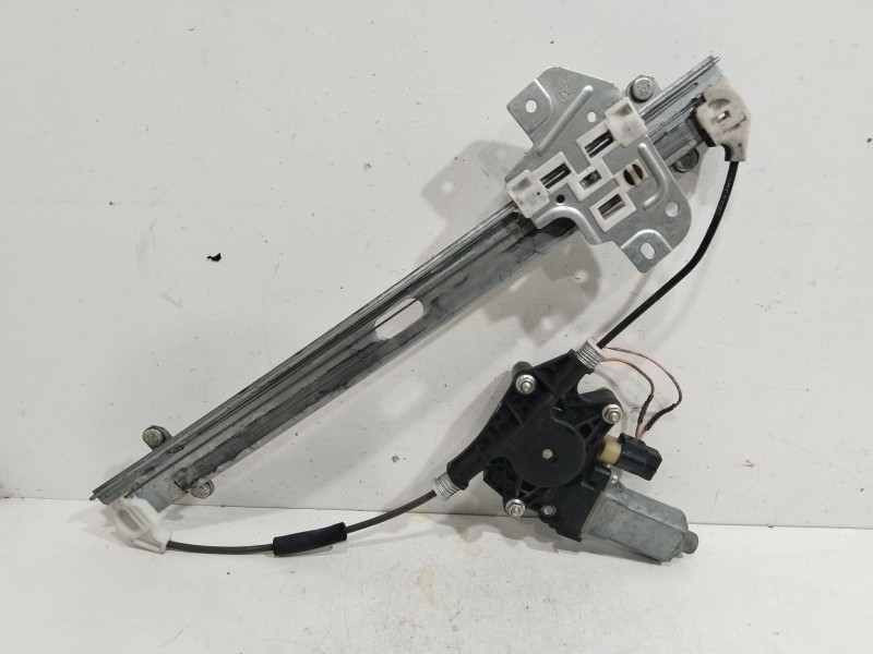 Recambio de elevalunas trasero izquierdo para kia rio 1.5 crdi active referencia OEM IAM 834011G010  