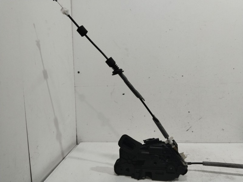 Recambio de cerradura puerta delantera izquierda para seat toledo (kg3) reference referencia OEM IAM 5E1837015A  