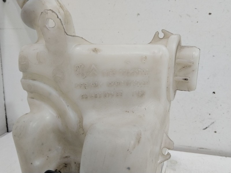 Recambio de deposito limpia para peugeot 207 xs referencia OEM IAM 9648337580  
