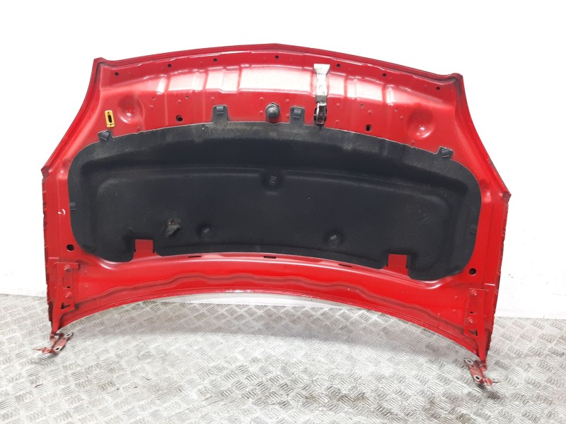 Recambio de capot para opel zafira b 1.9 cdti referencia OEM IAM 93184414  ROJO