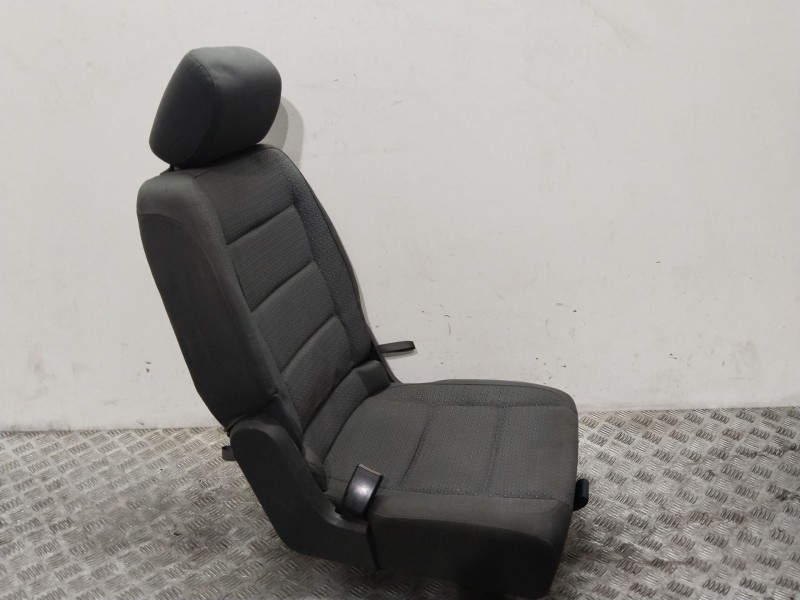 Recambio de asiento trasero izquierdo para volkswagen touran (1t1, 1t2) 2.0 tdi referencia OEM IAM 1T0883063G  
