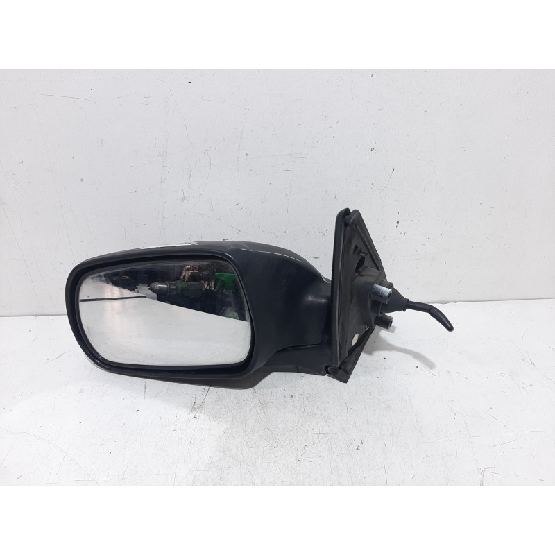 Recambio de retrovisor izquierdo para nissan primera berl./familiar (p10/w10) básico referencia OEM IAM  MANUAL NEGRO