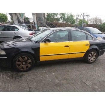 VOLKSWAGEN PASSAT BERLINA (3B3)