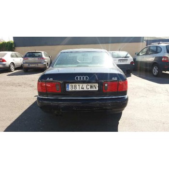 AUDI A8 (D2)