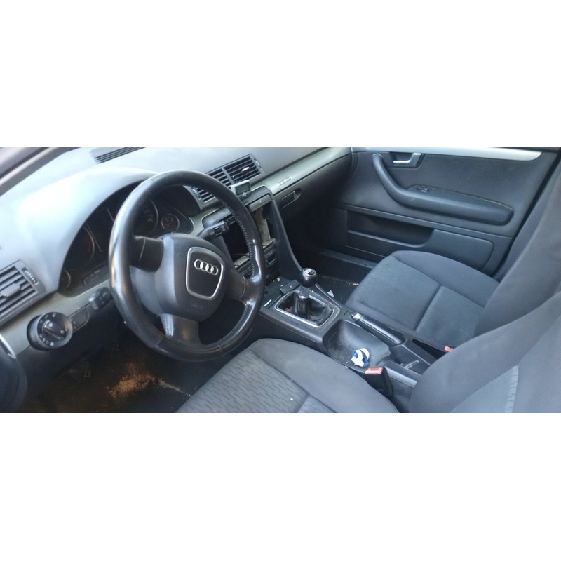 AUDI A4 AVANT (8E) - imagen 5