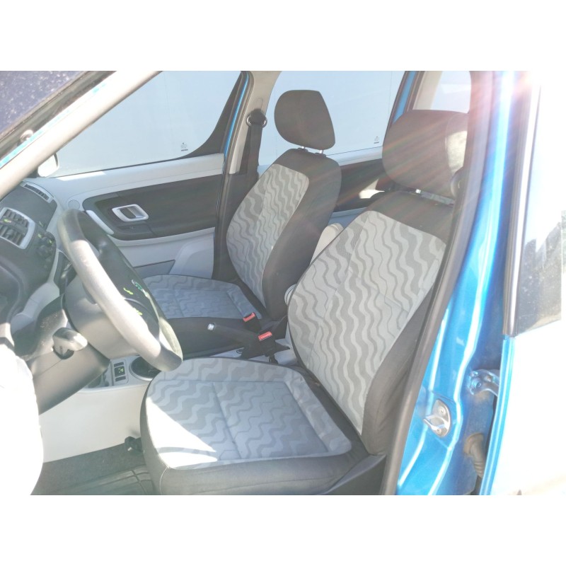 SKODA ROOMSTER (5J7) - imagen 6