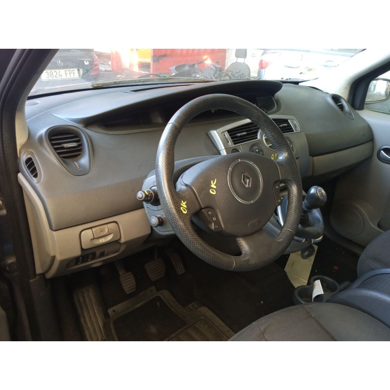 RENAULT SCÉNIC II (JM0/1_) - imagen 4