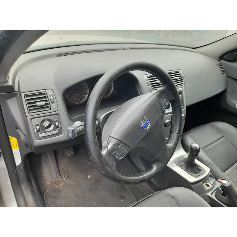 VOLVO S40 BERLINA - imagen 2