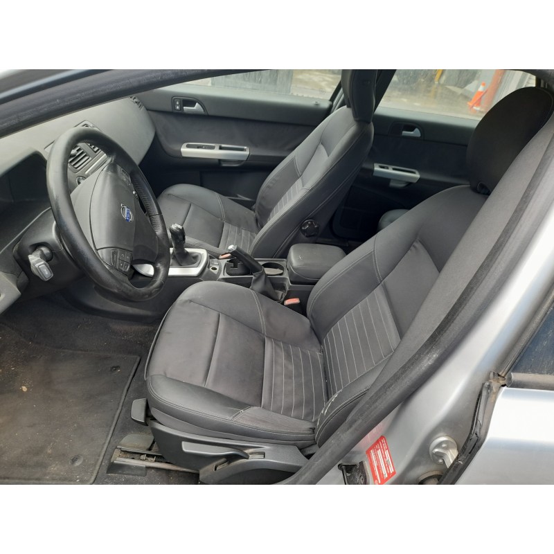 VOLVO S40 BERLINA - imagen 4