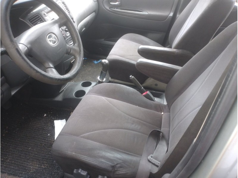 mazda mpv (lw) del año 2002 mazda mpv (lw) del año 2002
