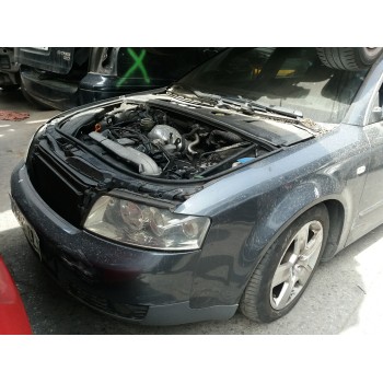 AUDI A4 AVANT (8E)