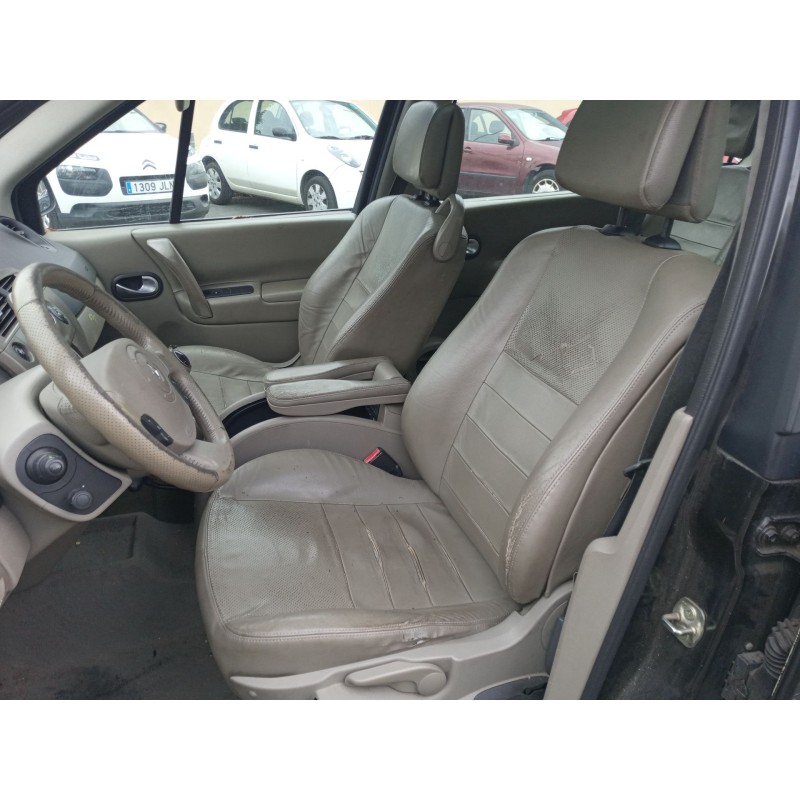 RENAULT GRAND SCÉNIC II (JM0/1_) - imagen 6